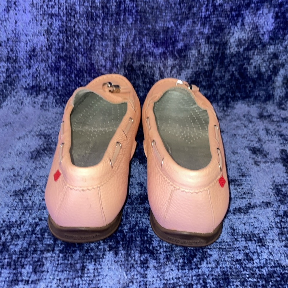 NWOT Marc Joseph Women's Leather Peach/Pink Moccasins. Size 11. - Picture 4 of 6